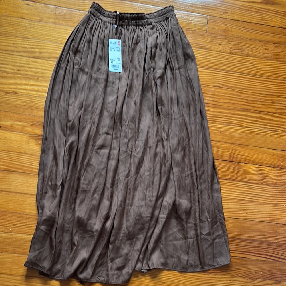 Uniqlo Brown Midi Skirt